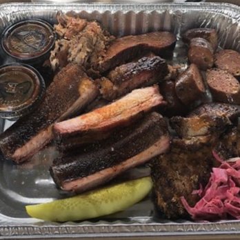 Ray Ray's Hog Pit - Food Trucks Near Me - Columbus, Ohio