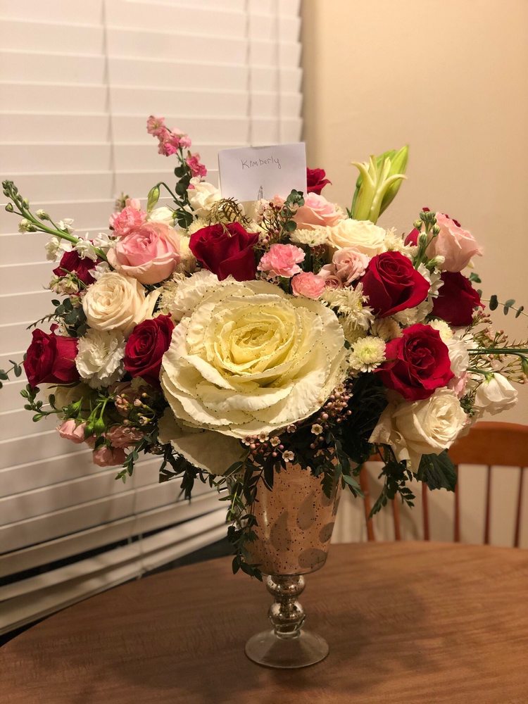 BLACK TIE ROSES Updated August 2024 21 Photos 1015 N Chaparral St, Corpus Christi, Texas