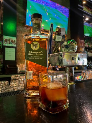 Finn MacCool’s Irish Bar by null