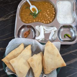Chole Bhature/puri