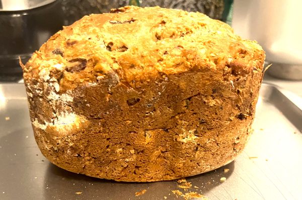 HOMEMADE GLUTEN FREE BREAD