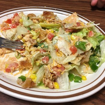Spoke's Country Kitchen - Southwestern Chicken Salad - American Near Me - Pioneer, Ohio Spoke's Country Kitchen - Southwestern Chicken Salad - American Near Me - Pioneer, Ohio