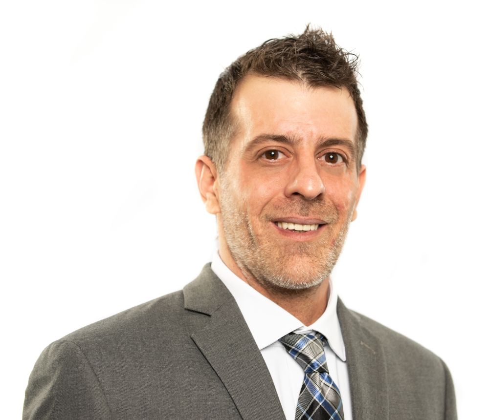 MICHAEL JAMIESON RUSSELL REAL ESTATE SERVICES Contact Agent 33