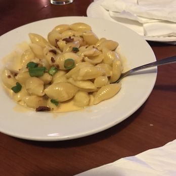 Mad Pecker Brewing - Super watery Mac and cheese with basically no bacon. - New American Near Me - San Antonio, Texas Mad Pecker Brewing - Super watery Mac and cheese with basically no bacon. - New American Near Me - San Antonio, Texas