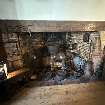 Witch House - Looks like a fireplace - Museums Near Me - Salem, Massachusetts Witch House - Looks like a fireplace - Museums Near Me - Salem, Massachusetts