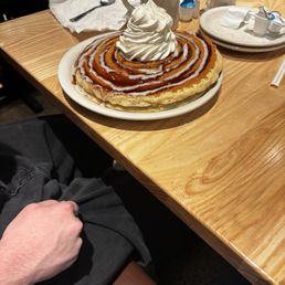 Cinnamon Roll Pancakes Cinnamon Roll Pancakes