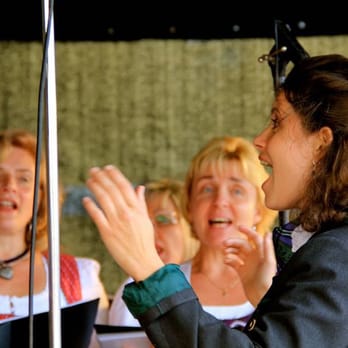 Atelier Musical - Anaïs conducting a local Austrian Choir in Styria. 2013. - Musical Instruments & Teachers Near Me - Redondo Beach, California Atelier Musical - Anaïs conducting a local Austrian Choir in Styria. 2013. - Musical Instruments & Teachers Near Me - Redondo Beach, California