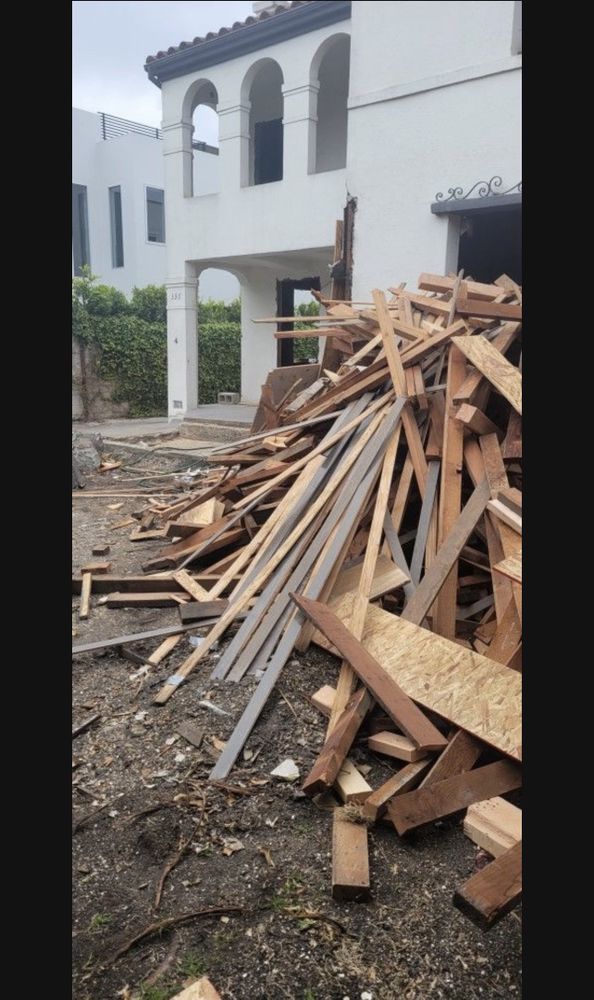 Slide of Hernandez Roofing, Demolition