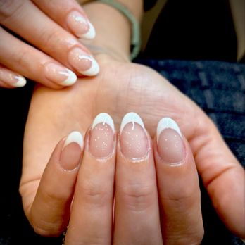 E Luxe Nail Spa - French tip - Nail Salons Near Me - League City, Texas E Luxe Nail Spa - French tip - Nail Salons Near Me - League City, Texas