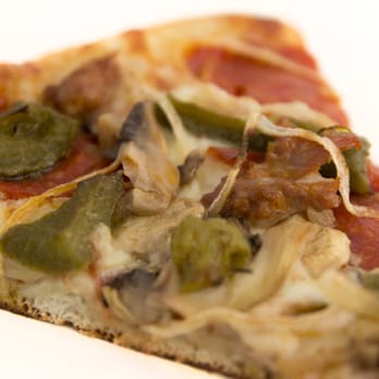 Cugini's Pizzeria - Pizza Near Me - Barneveld, New York