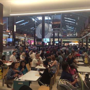 Vaughan Mills - Food court - Shopping Centers Near Me - Vaughan, Ontario