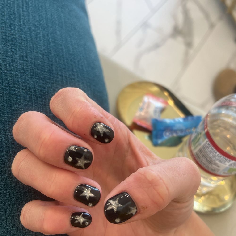Valora Nail Bar - Gel manicure w/stars - Nail Technicians Near Me - Los Angeles, California Valora Nail Bar - Gel manicure w/stars - Nail Technicians Near Me - Los Angeles, California