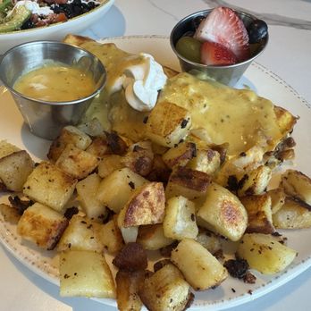 First Watch - 4'26 - chickachanga, very lemony, bird, cruise sauce, but overall good - Breakfast & Brunch Near Me - Goodyear, Arizona