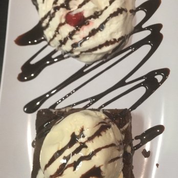 Los Verdes - brownie dessert - Colombian Near Me - Miami Lakes, Florida Los Verdes - brownie dessert - Colombian Near Me - Miami Lakes, Florida