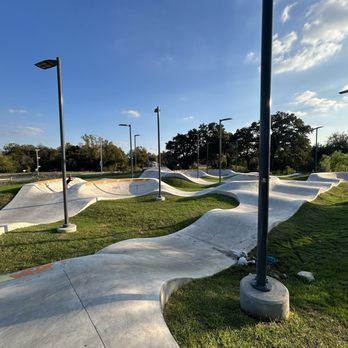 Mueller Southwest Greenway - Parks Near Me - Austin, Texas Mueller Southwest Greenway - Parks Near Me - Austin, Texas