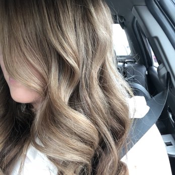Aria Salon - Hair Salons Near Me - Chicago, Illinois