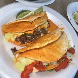 Bomb Ass Tacoz - Carne asada and al pastor