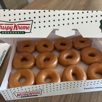Krispy Kreme - Dozen Original Glazed Dozen - Donuts Near Me - Austin, Texas