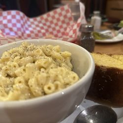 The New Mexicans - Mac n cheese