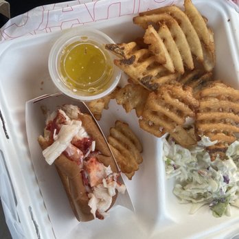The Lobster Claw Pound & Restaurant - Lobster roll with fries and coleslaw - Seafood Near Me - Saco, Maine The Lobster Claw Pound & Restaurant - Lobster roll with fries and coleslaw - Seafood Near Me - Saco, Maine