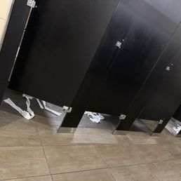 Gross Bathrooms Gross Bathrooms