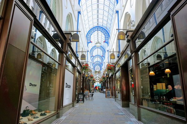 Thornton's Arcade by null