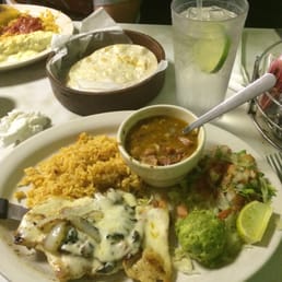 Pepe's Chicken Supreme with charro beans, rice, picco de gallo, guac, and tortillas - so good! Pepe's Chicken Supreme with charro beans, rice, picco de gallo, guac, and tortillas - so good!