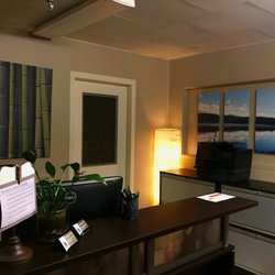 MoveWorks Chiropractic and Rehab - Check in area where you'll be greeted by our friendly office staff.