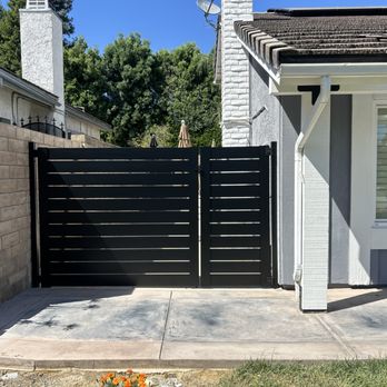 Elite Fencing - 6'h Aluminum gate installation, custom double drive gates - Fences & Gates Near Me Elite Fencing - 6'h Aluminum gate installation, custom double drive gates - Fences & Gates Near Me