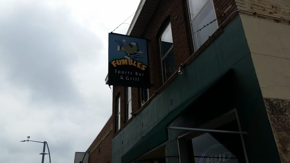 FUMBLES SPORTS BAR Updated September 2024 1716 State St, Bettendorf