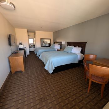 Noor Hotel - Double Queen - Hotels Near Me - Torrey, Utah Noor Hotel - Double Queen - Hotels Near Me - Torrey, Utah
