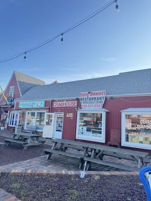 Rusty Jimmies Seafood Market & Eatery by null