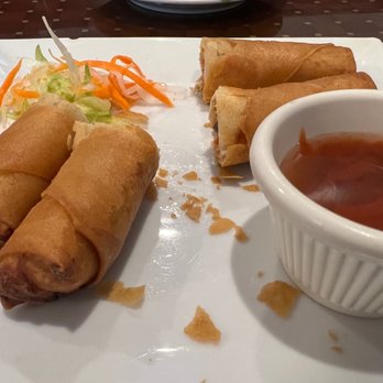 Saigon Palace - Small spring rolls, don't say I didn't warn you - Vietnamese Near Me - Edgewater, Maryland