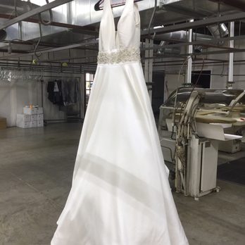Econo Cleaners - We Dry Clean Wedding Dresses - Dry Cleaning Near Me - Denton, Texas Econo Cleaners - We Dry Clean Wedding Dresses - Dry Cleaning Near Me - Denton, Texas