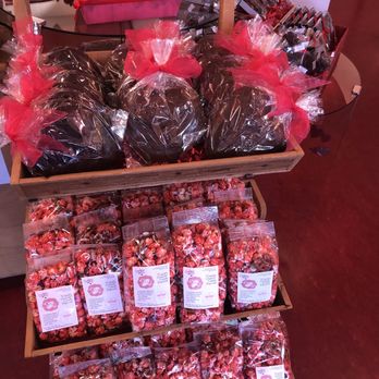 Cranberry Sweets Company - Candy Stores Near Me - Bandon, Oregon Cranberry Sweets Company - Candy Stores Near Me - Bandon, Oregon