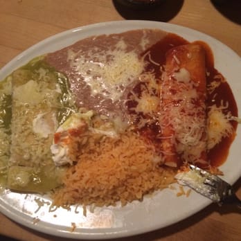 Las Casuelas - Cheese enchilada plate, Verde sauce is the best! - Mexican Near Me - Turlock, California