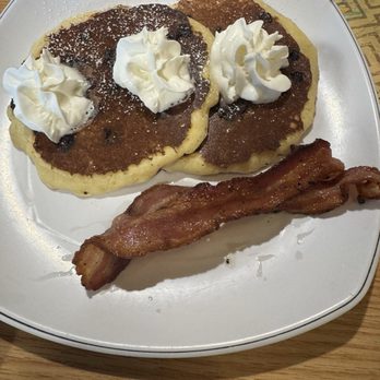 Eggs Up Grill - Chocolate chip pancakes - Breakfast & Brunch Near Me - Summerville, South Carolina Eggs Up Grill - Chocolate chip pancakes - Breakfast & Brunch Near Me - Summerville, South Carolina