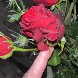 Edible Arrangements - Pompton Lakes - Dead flowers