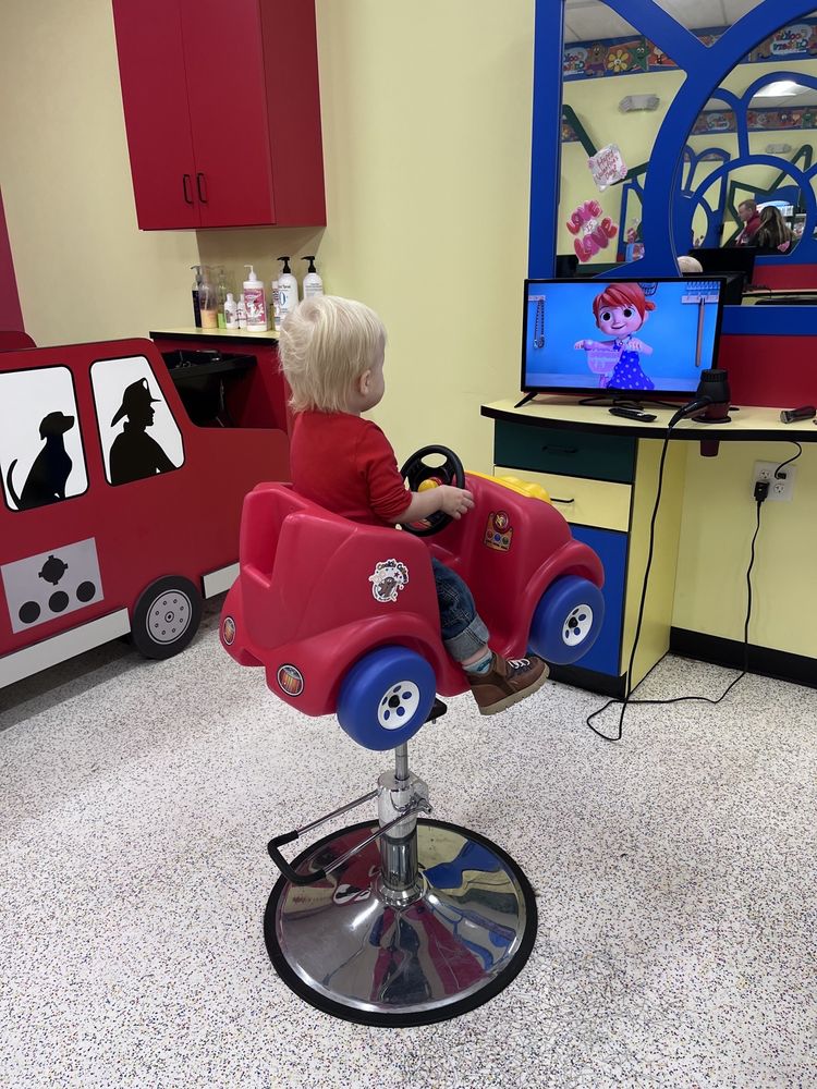 COOKIE CUTTERS HAIRCUTS FOR KIDS Updated August 2024 11710 E Market
