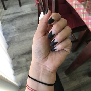 Lily Diamond Nails - Nail Technicians Near Me - Glendale, California