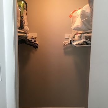 Crystal Gateway Marriott - HAD TO PACK UP ENTIRE HOUSE AS IF WE WERE MOVING WHILE APARTMENT WAS BEING TREATED WEEKLY - Hotels Near Me - Arlington, Virginia