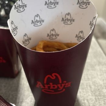 Arby's - XL Curly fries box but we're are my FRIES!!! - Fast Food Near Me - Upland, California