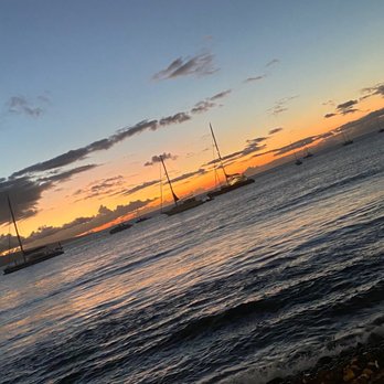 Honu Oceanside - The Oceanside View - Seafood Near Me - Lahaina, Hawaii