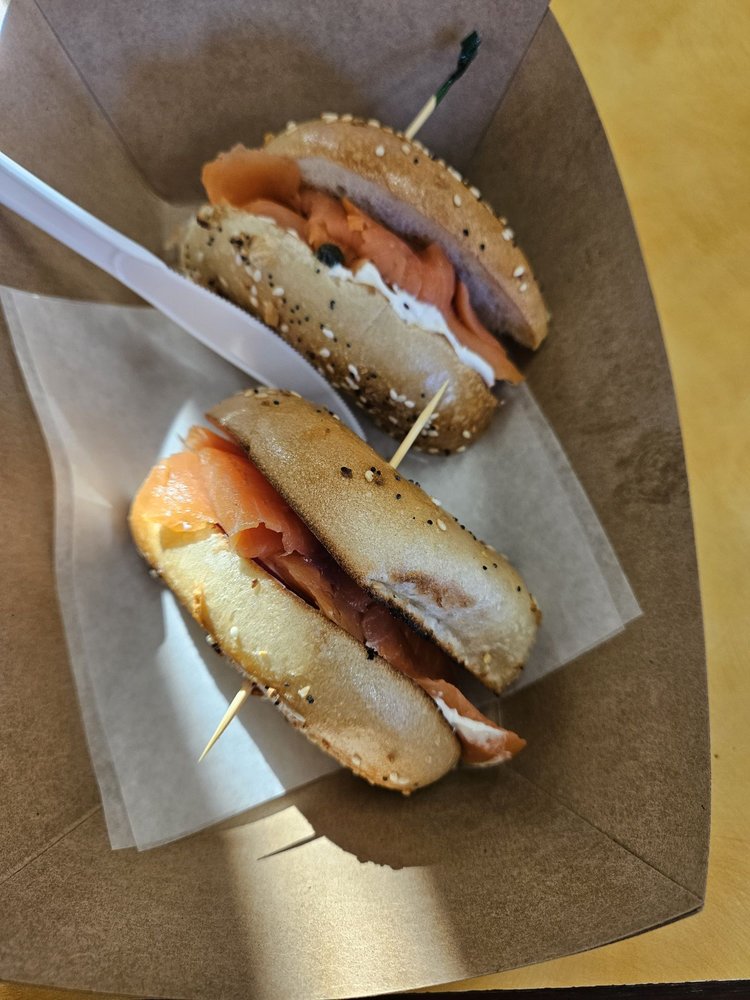 THE BAGEL FACTORY 40 Photos & 81 Reviews 3571 Del Prado Blvd N