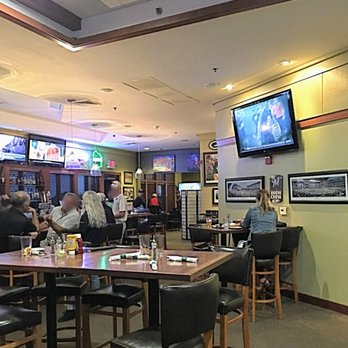 Dahmen's at Hawks - Dining Room - Italian Near Me - Verona, Wisconsin Dahmen's at Hawks - Dining Room - Italian Near Me - Verona, Wisconsin