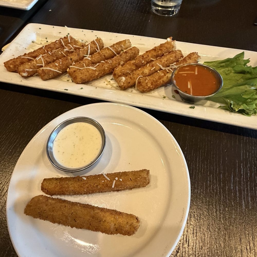 Mike's Grillhouse - Mozzarella Sticks and Fried Zucchini - American Near Me - Modesto, California Mike's Grillhouse - Mozzarella Sticks and Fried Zucchini - American Near Me - Modesto, California