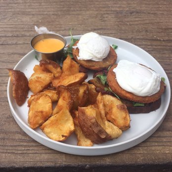 Grandview Cafe - BLT Benedict with hollandaise on the side. - American Near Me - Columbus, Ohio Grandview Cafe - BLT Benedict with hollandaise on the side. - American Near Me - Columbus, Ohio