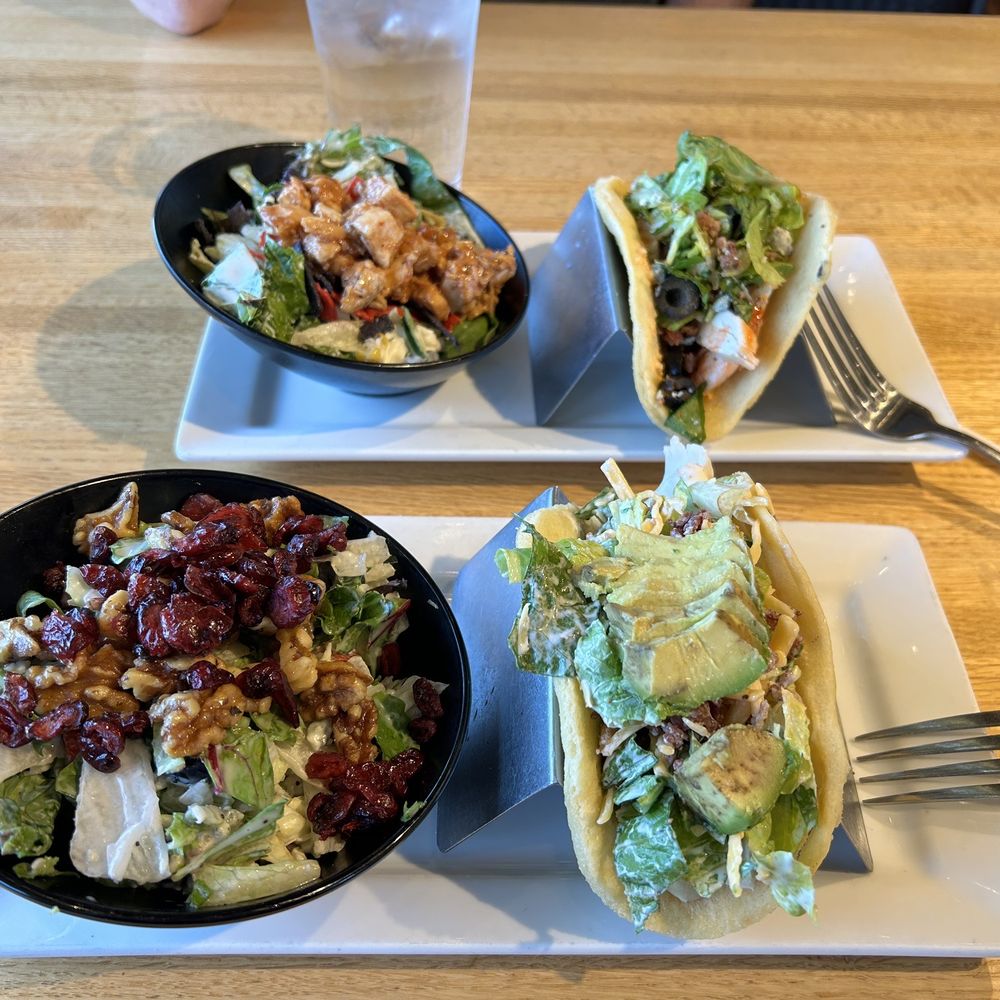 Front - Play Gloria salad and In the Club Flat Back - Chipotle BBQ Chicken salad and Angry Bird Flat Front - Play Gloria salad and In the Club Flat Back - Chipotle BBQ Chicken salad and Angry Bird Flat
