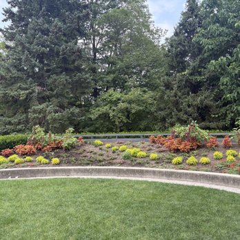 Edwards Gardens - Parks Near Me - North York, Ontario