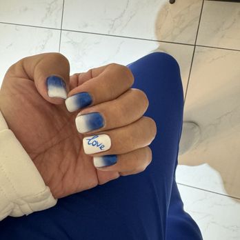 Vanessa Lashes & Nails - Ombré blue and white - Nail Salons Near Me - Mesa, Arizona